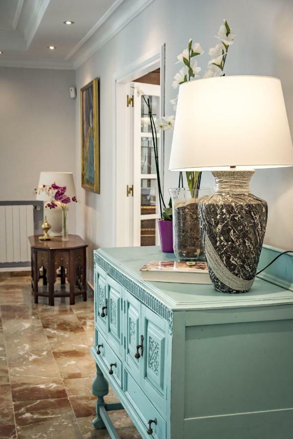 Villa Casakhan, Beautiful Luxury Villa, Marbella Eksteriør billede