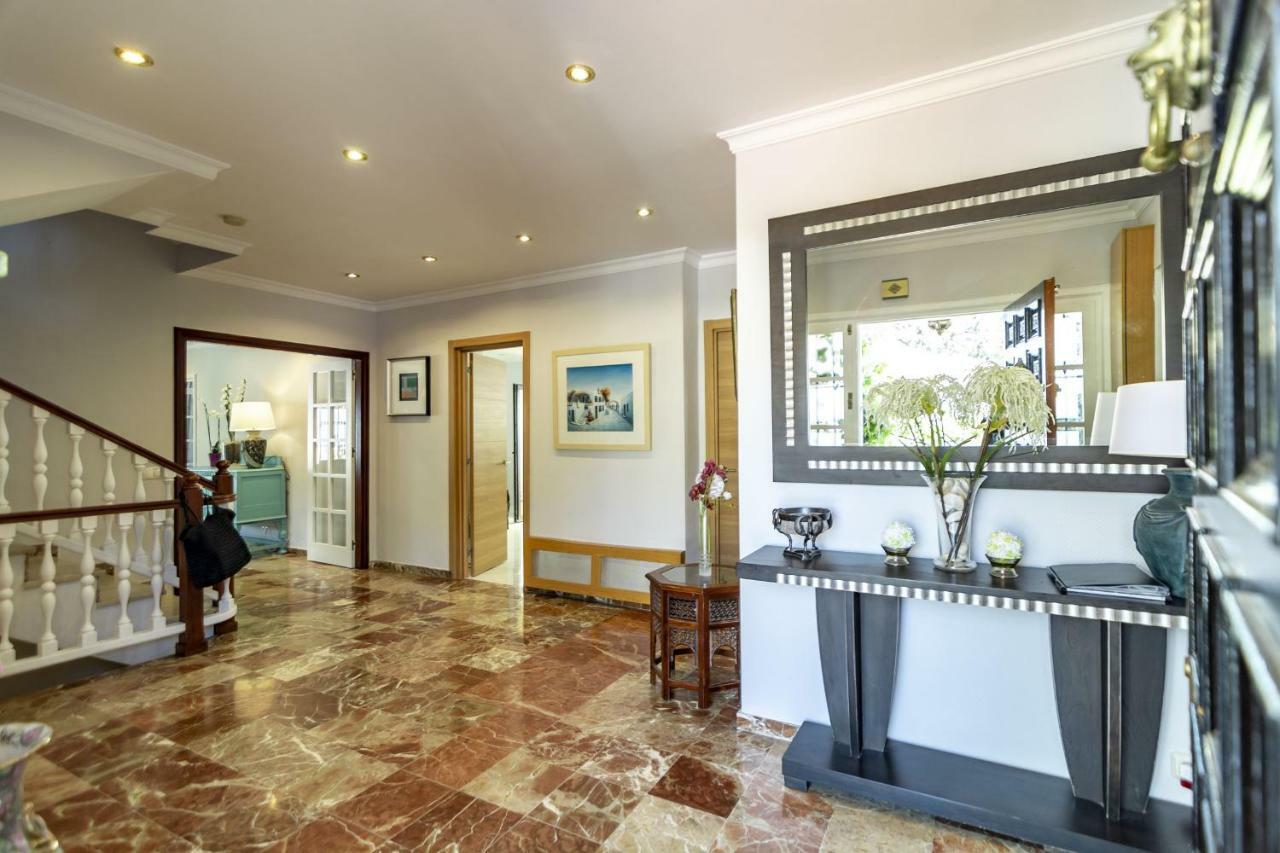 Villa Casakhan, Beautiful Luxury Villa, Marbella Eksteriør billede